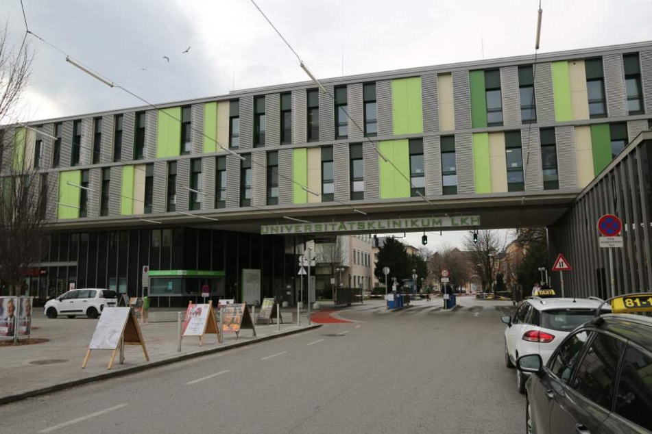 In dieser Klinik in Salzburg war die Frau zuvor eingeliefert worden.