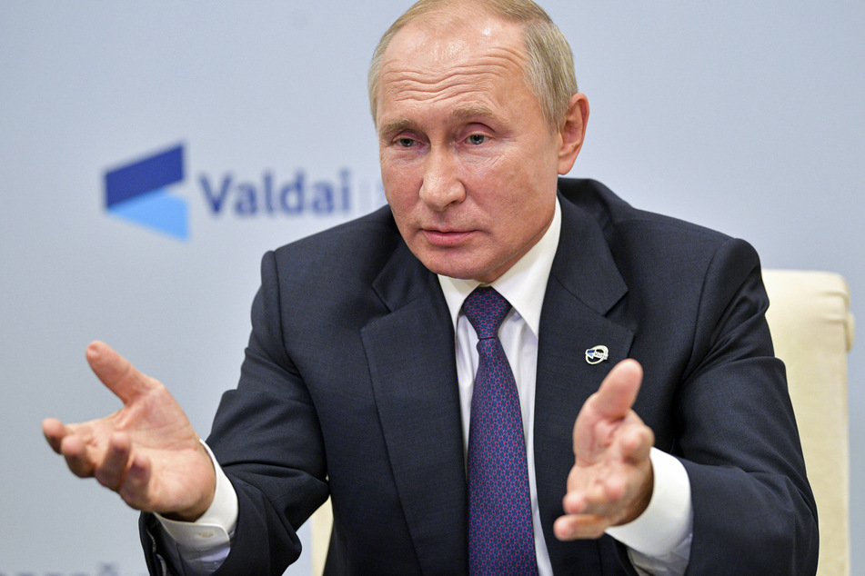Russlands Präsident Wladimir Putin (68) sieht keinen Grund, weshalb sein Gegner Alexey Nawalny vergiftet werden sollte.