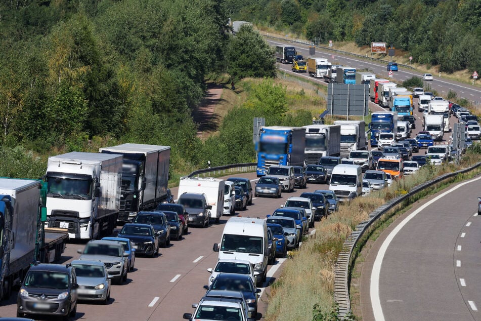 Aufgrund einer Sperrung staute sich der Verkehr auf der A4 Richtung Dresden.