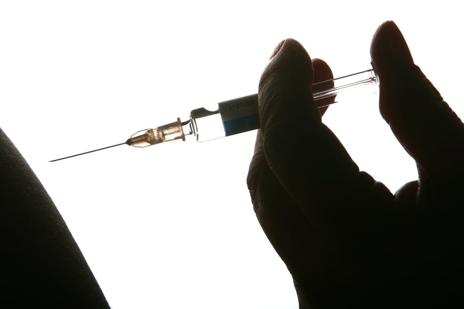 Das NRW-Gesundheitsministerium hat dem Vorwurf des Impfchaos widersprochen. (Symbolbild)