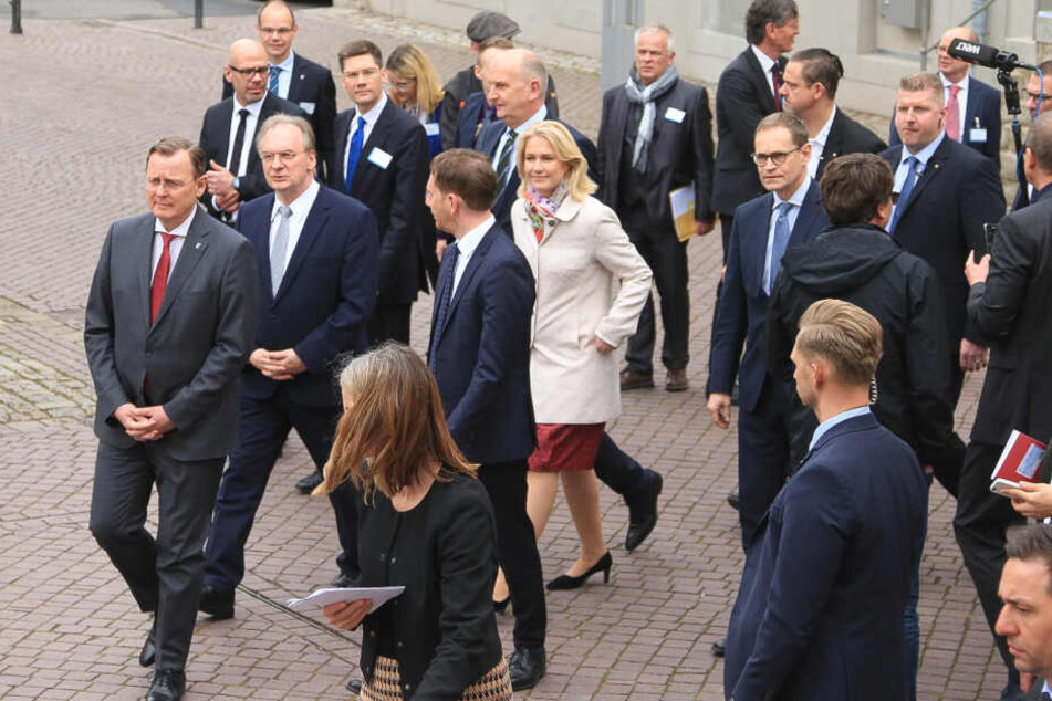 Gastgeber Bodo Ramelow (li.) mit seinen Gästen beim Treffen der Ostminister.