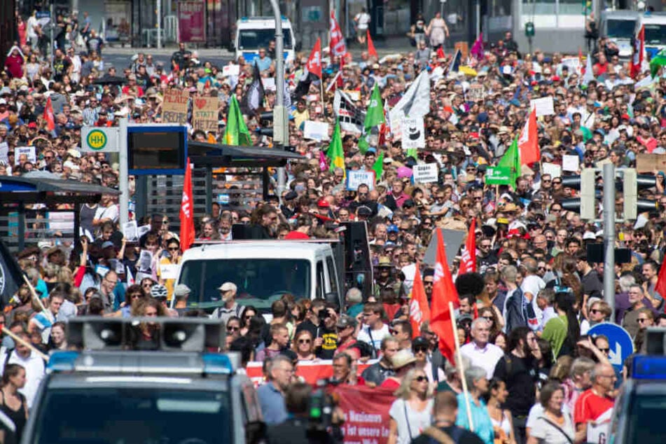 Rund 3000 Menschen nahmen an dem Protestmarsch teil.