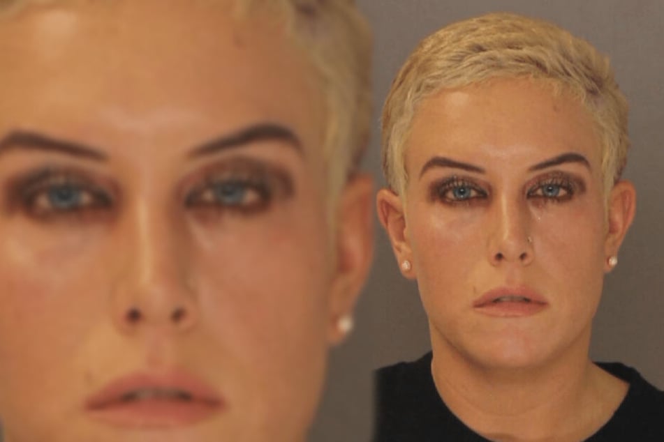 Die Augen voller Tränen, aber der Blick kontrolliert und stur nach vorne: Jessica Ann Smith belog alle mit einer angeblichen Krebserkrankung.