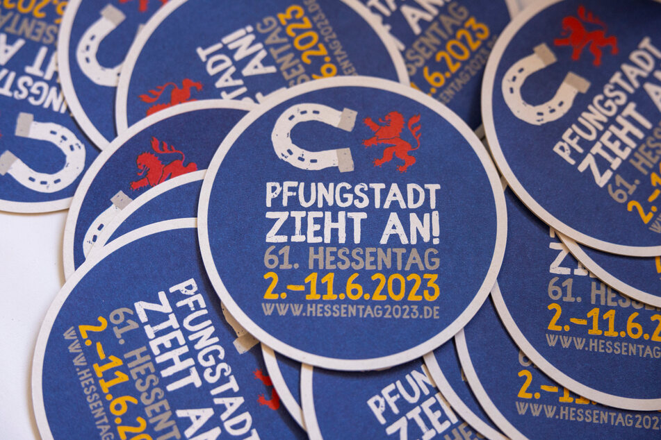 Die Kosten für den Hessentag in Pfungstadt sind aufgrund der wirtschaftlichen Entwicklungen unerwartet gestiegen. Ob der Hessentag zukünftig in solch einem großen Rahmen gefeiert werden kann, ist unklar.
