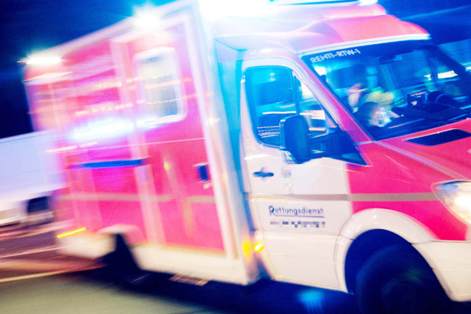 Der Wirt kam in ein Krankenhaus, angeblich musste er dort notoperiert werden (Symbolbild).