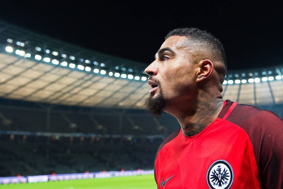 Eine Rückkehr nach Frankfurt scheiterte letztlich. Boateng trägt künftig Lila.