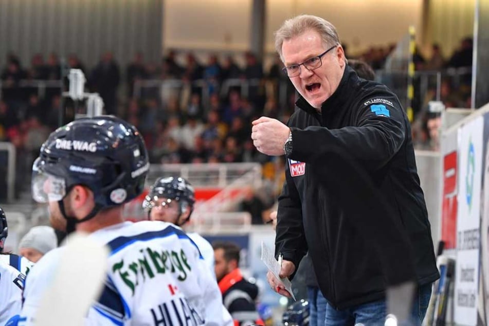 Offen, wie lange Eislöwen-Chefcoach Franz Steer noch in Dresden bleibt.