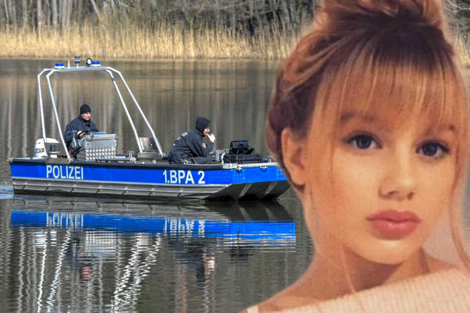 Polizisten suchen in einem Boot nach auf dem Herzberger See nach Spuren.