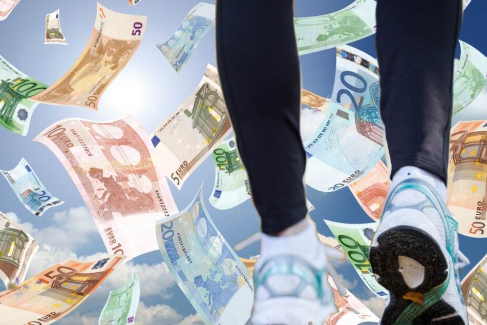 Die Kölnerin (68) fand während ihrer Walking-Runde 3000 Euro (Symbolbild).