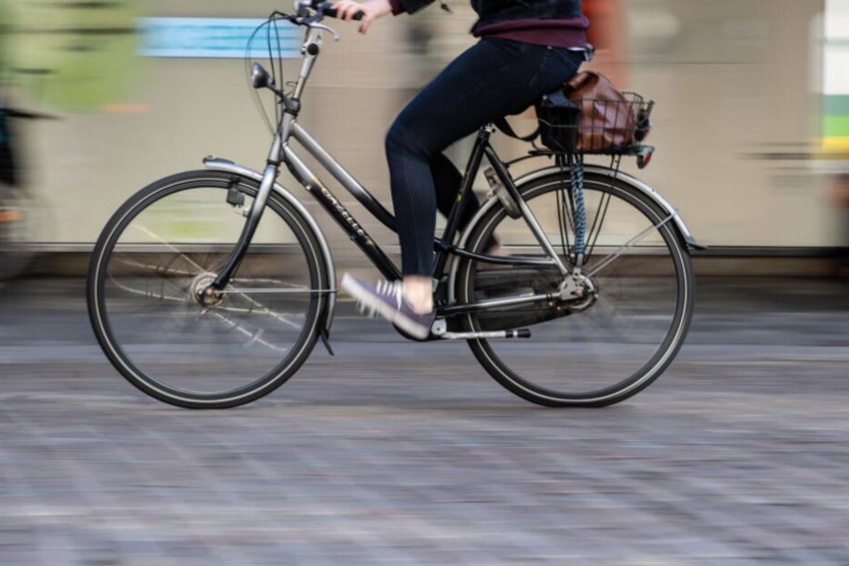 Der BMW-Fahrer hatte der jungen Frau die Vorfahrt genommen. (Symbolbild)