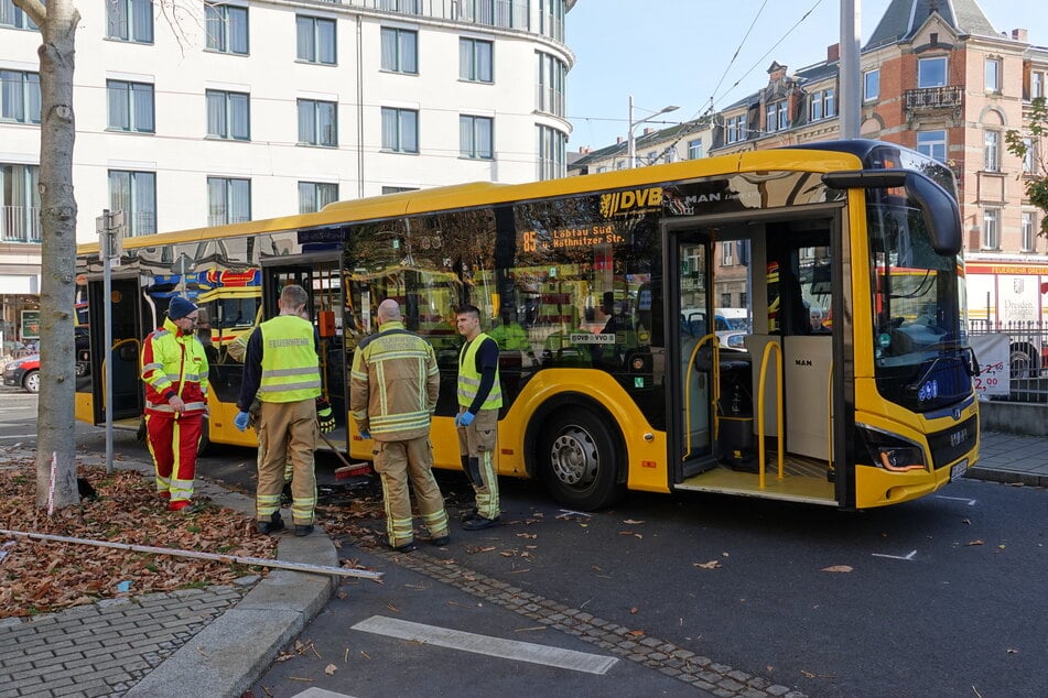 Die Heinrich-Zille-Straße musste in Folge des Unfalls gesperrt werden.