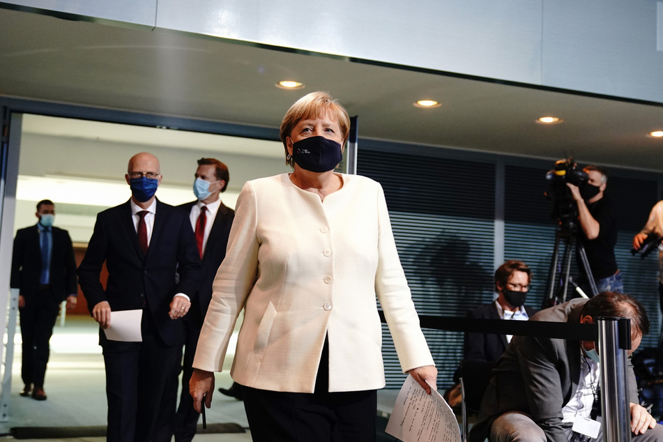 Wegen den steigenden Infektionszahlen nehmen am Freitag vier Oberbürgermeister aus NRW an einer Videoschalte mit Angela Merkel (CDU) zur Corona-Lage teil.