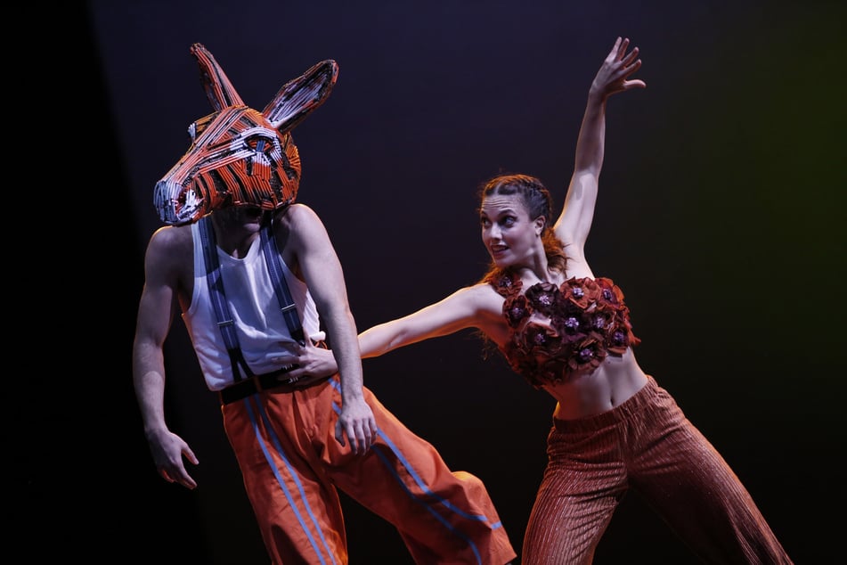 Das Stück verbindet klassisches Ballett mit Hip-Hop.