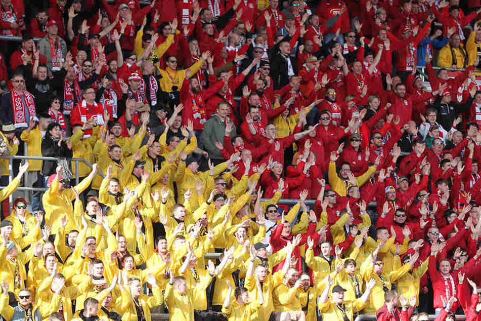 Im März 2017 begleiteten Dynamo-Fans die Zwickauer Anhänger zum Punktspiel nach Erfurt.