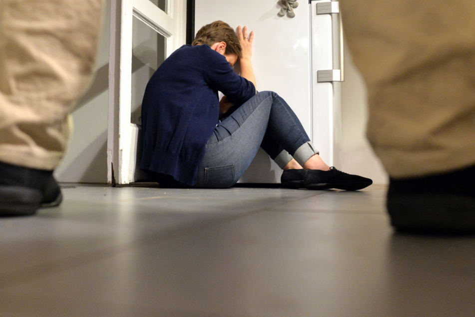 Plötzlich wurde der Lehrer handgreiflich. (Symbolbild=