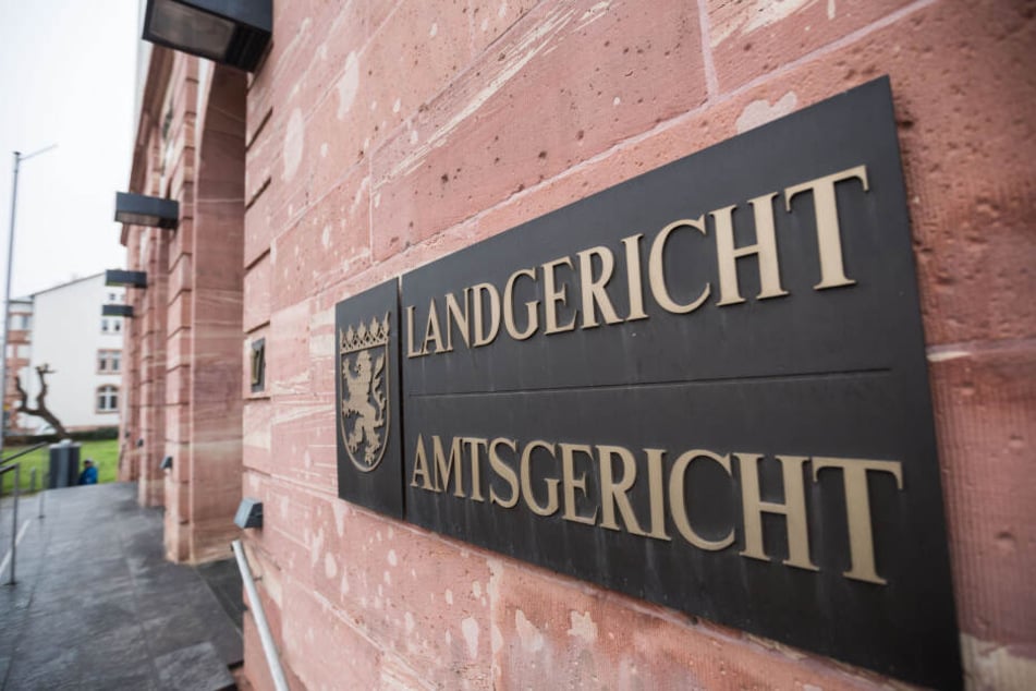 Am Mittwoch sorgte eine Bombendrohung für die Räumung des Justizzentrums in Hanau.