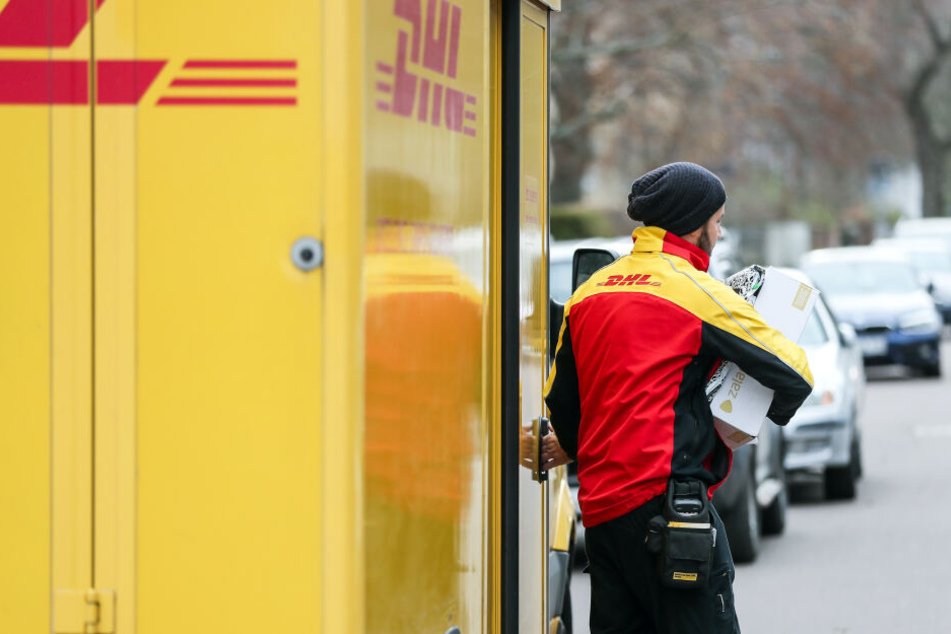Das DHL-Fahrzeug wurde in Lüneburg geklaut, mit samt der Pakete und der Ausrüstung des Zustellers.