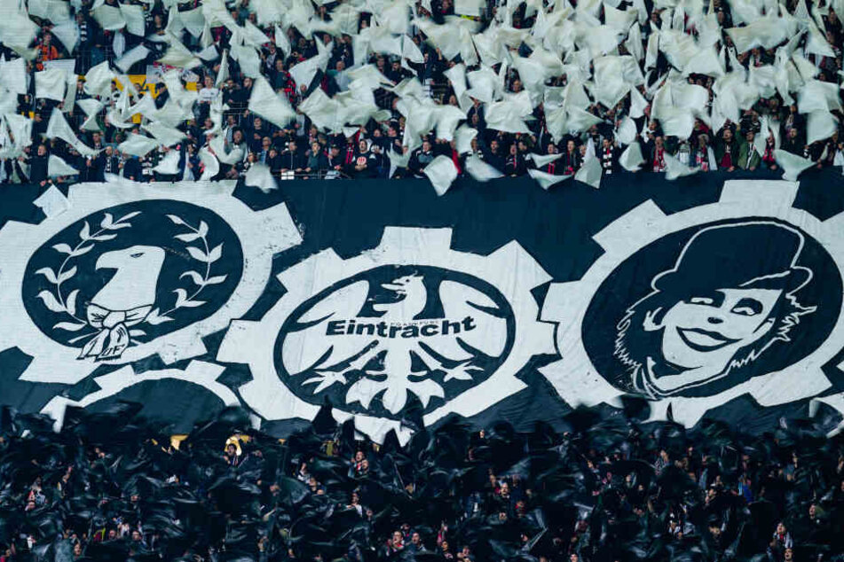 Bereits zum fünften Mal treten die Frankfurter in einem Montagsspiel der Bundesliga an (Symbolbild).