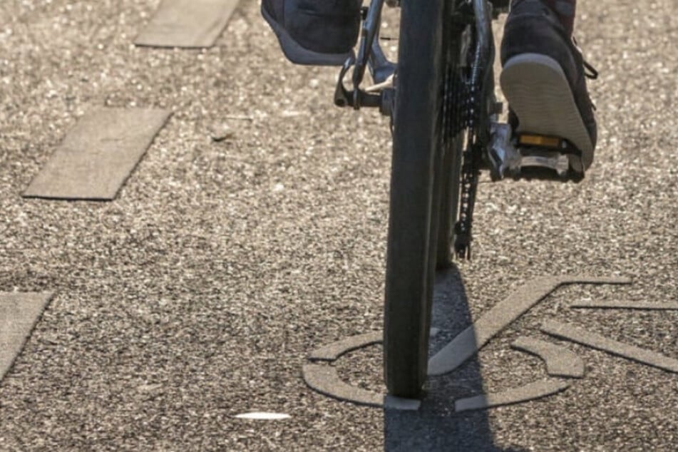 Der Radfahrer zog sich schwere Verletzungen zu. (Symbolfoto)