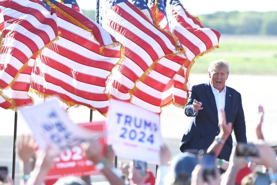 Donald Trump stages wildly patriotic Waco rally as he faces possible arrest