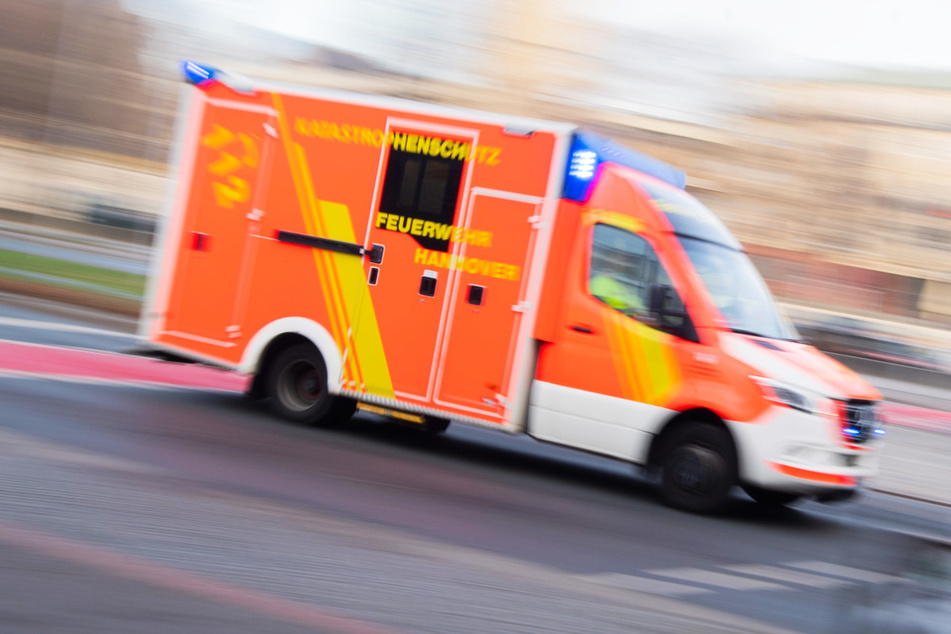 Ein Mann und eine Frau kamen ins Krankenhaus. (Symbolbild)
