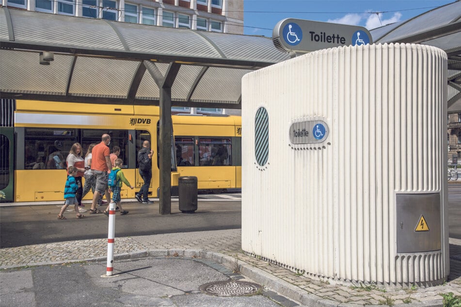 WC-Anlagen wie diese am Pirnaischen Platz machen keinen guten Eindruck.