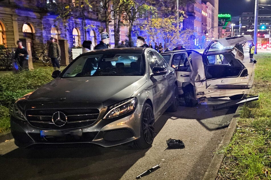 Insbesondere der VW Golf wurde schwer in Mitleidenschaft gezogen.