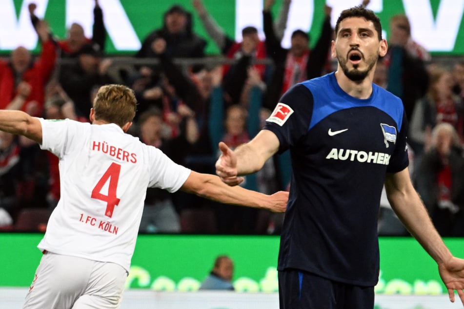 Agustin Rogel (27, r.) kehrt von seiner Leihe zurück, soll aber verkauft werden.