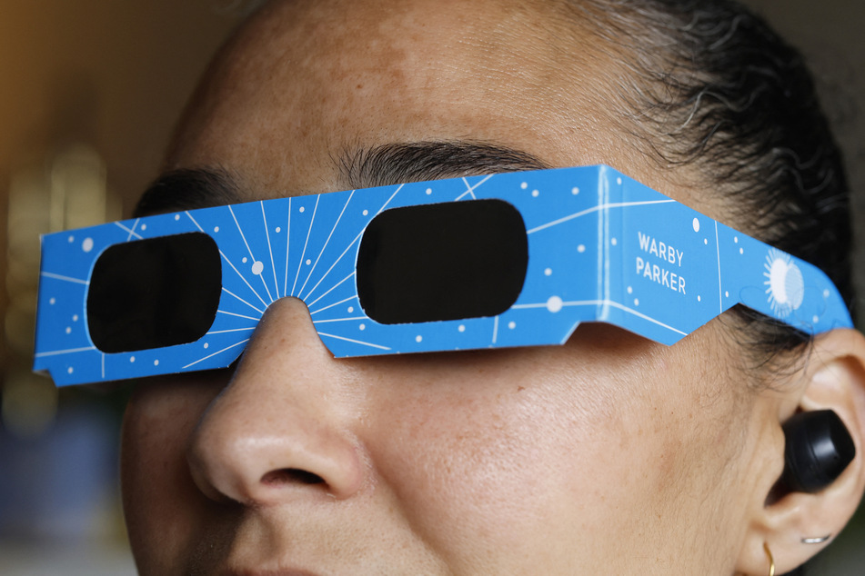Businesses like Warby Parker are leaping into the bonanza with special events! The glasses brand announced that it will be offering free glasses certified for safe viewing of the upcoming solar eclipse on April 8.