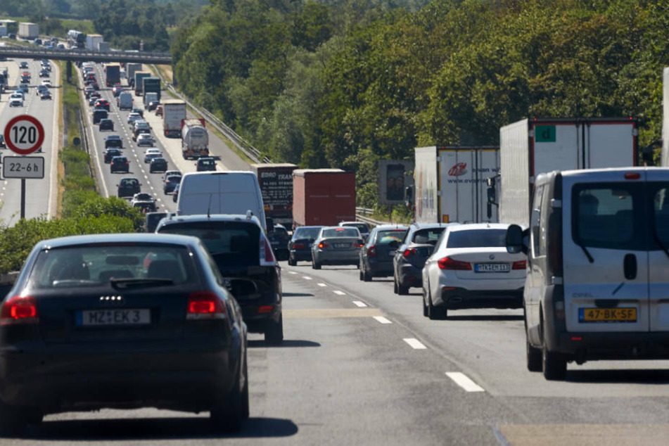 So umfahrt Ihr die Sperrungen am Wiesbadener Kreuz am Wochenende