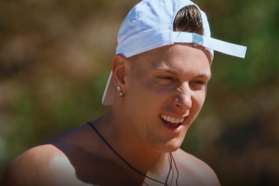 Calvin erkennt seine Ex-Flamme Coco zunächst nicht ...