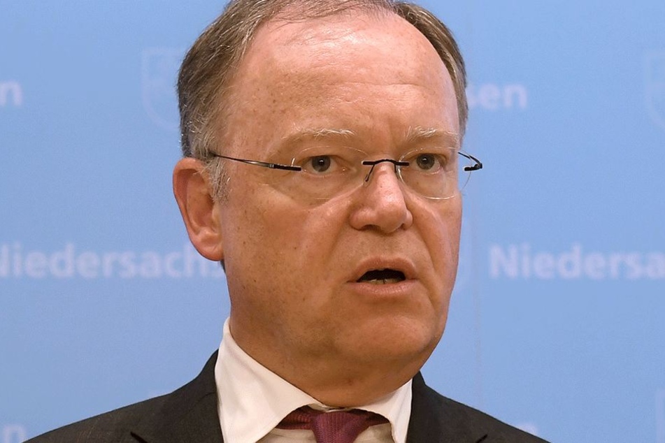 Der niedersächsische Ministerpräsident Stephan Weil (58, SPD) greift zu drastischen Maßnahmen.