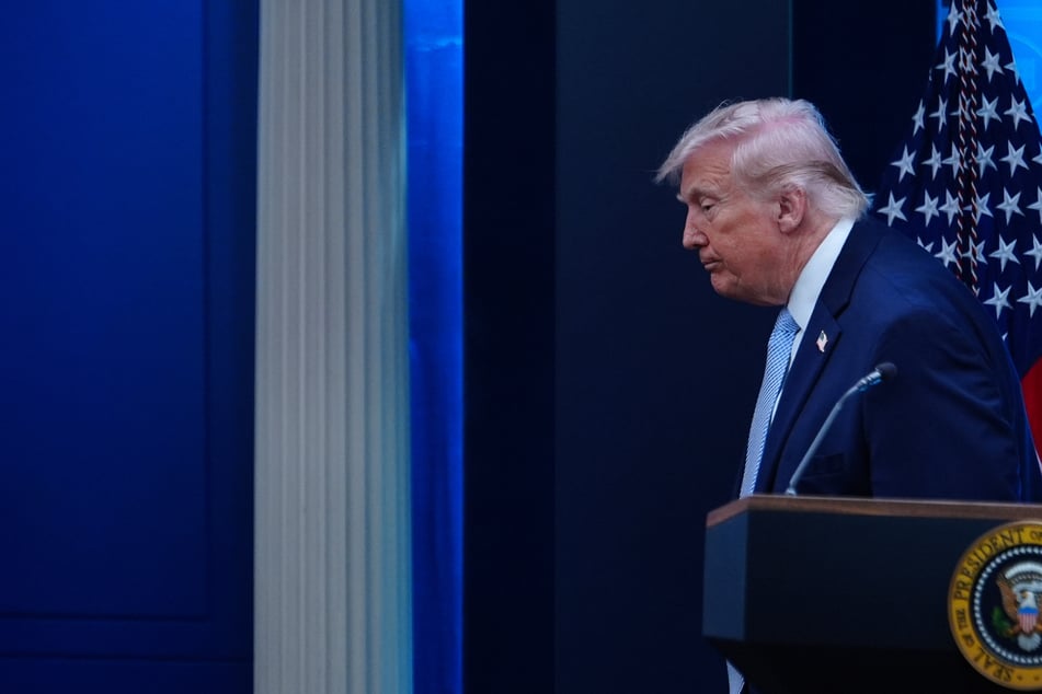 Nahost-Konflikt: Rückschlag für Trump - Straße von Hormus offenbar wieder geschlossen!