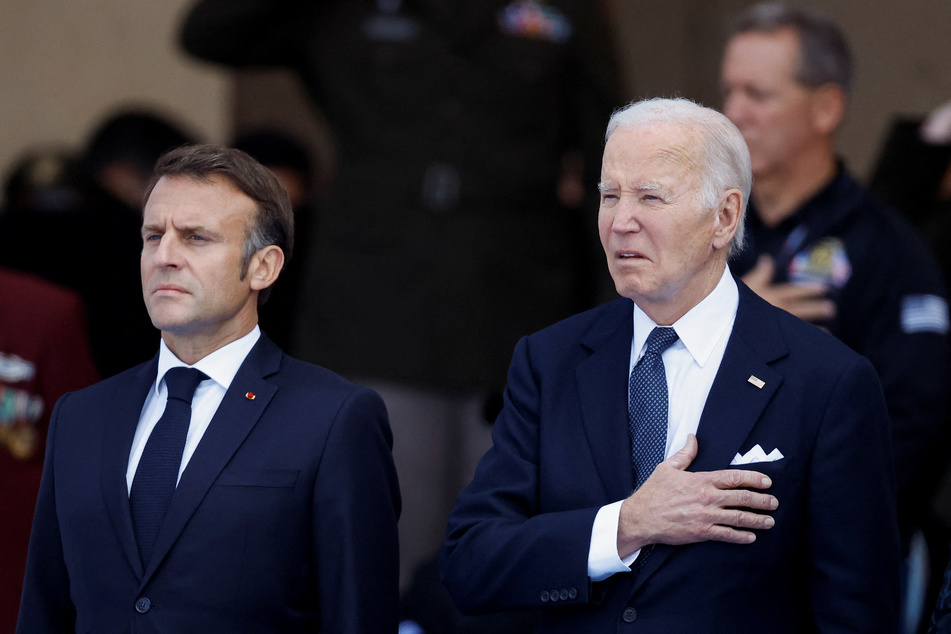 US President Joe Biden (r.) is due to attend a state banquet in his honor hosted by French President Emmanuel Macron in Paris.