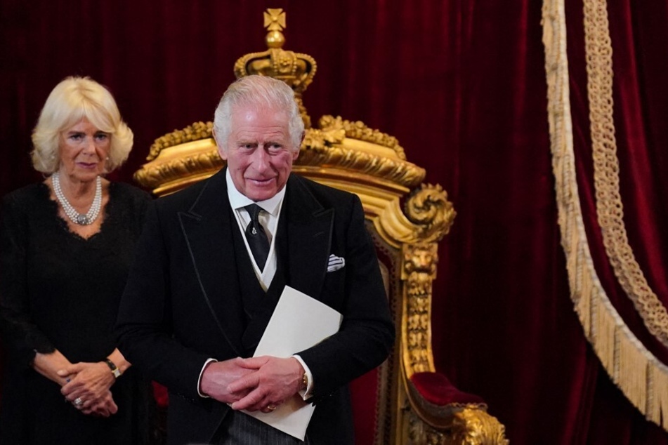 König Charles III. (73) wird die Monarchen und Regierungschefs am Sonntag im Buckingham-Palast empfangen.