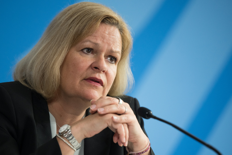 Bundesinnenministerin Nancy Faeser (53, SPD) äußerte sich ebenfalls zu dem schockierenden Sylt-Video.
