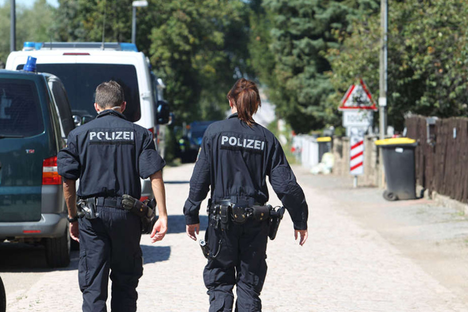 Polizisten sollen auch in Sachsen zum Umgang mit den so genannten "Reichsbürgern" geschult werden.