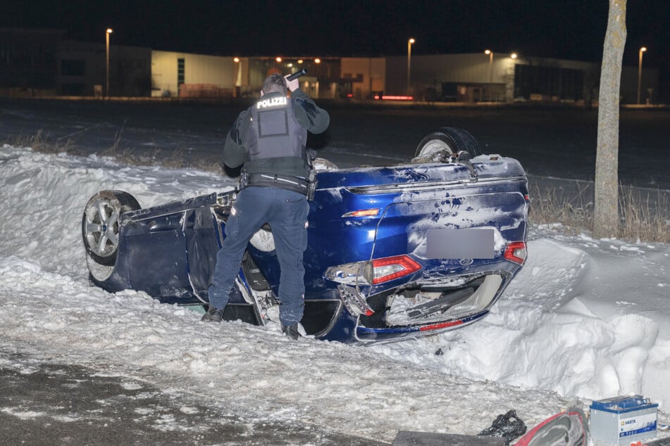 Der Unfallfahrer wurde bei dem Crash verletzt.
