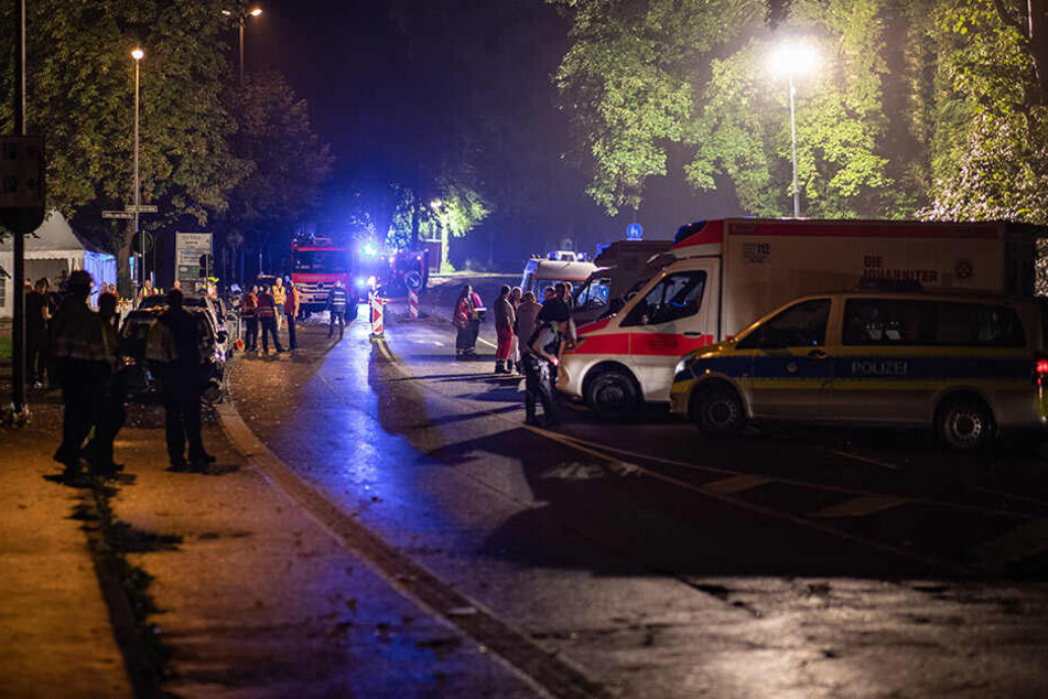Dunkelheit und Regen erschwerten den Einsatz.