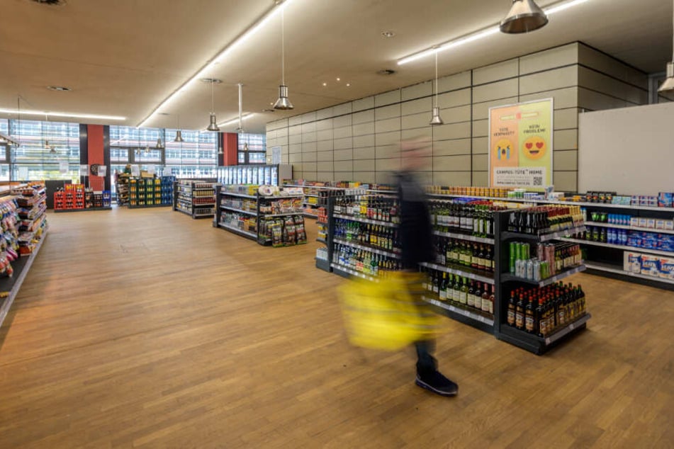 Der Supermarkt steht in der Kritik: "Die Preise und das Warenangebot im Spar Express sind alles andere als studierendenfreundlich", meint Margreet Kneita vom Studentenrat.