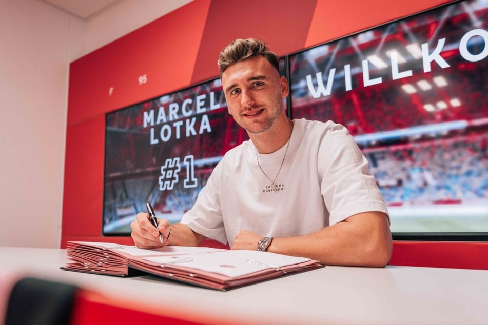 Fortuna Düsseldorf hat sich die Dienste von Ex-BVB-Keeper Marcel Lotka (24) gesichert.