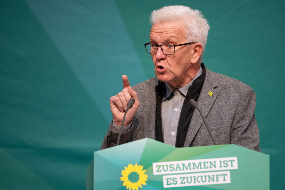 Baden-Württembergs Landesvater Winfried Kretschmann (73) am Samstag auf dem Grünen-Landesparteitag in Heidenheim.