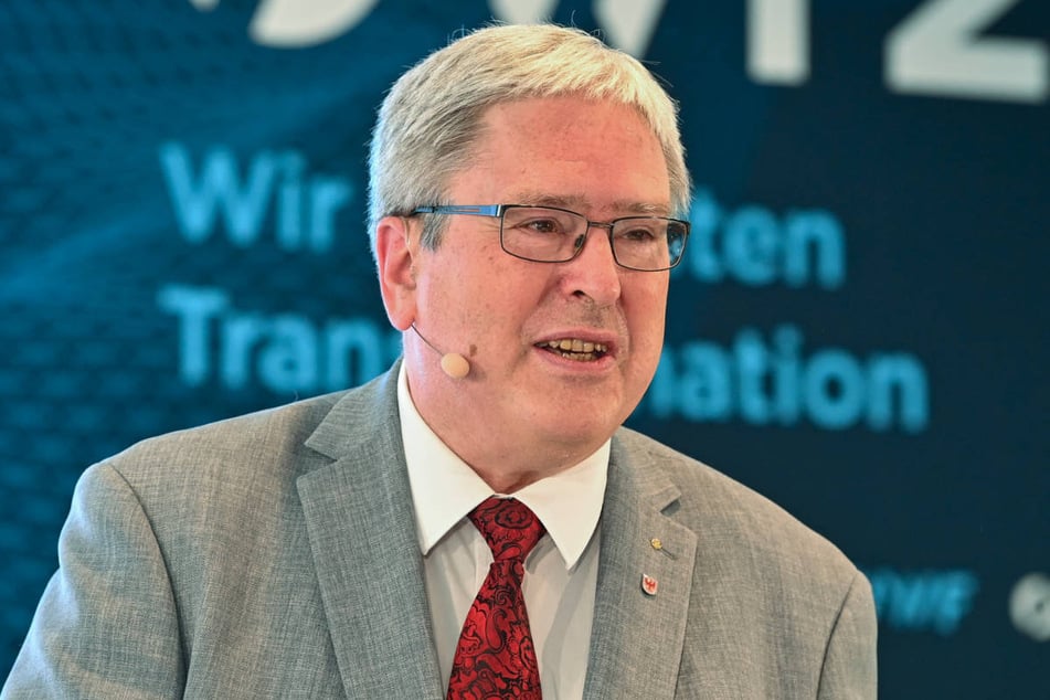 Brandenburgs Wirtschaftsminister Jörg Steinbach (66, SPD) hat sich erleichtert über die Vereinbarung mit Polen gezeigt.