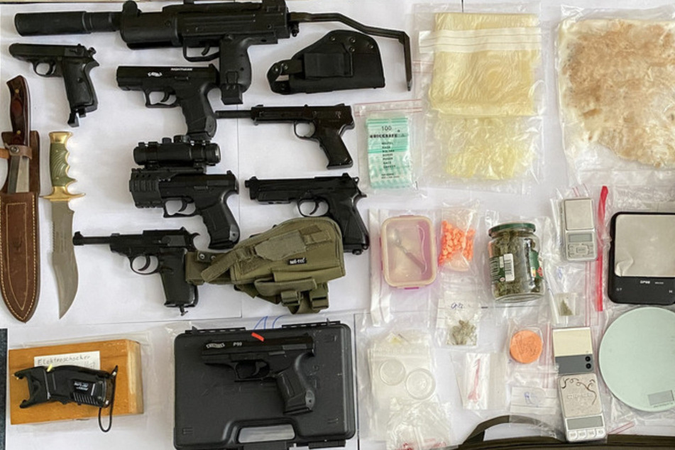 Polizei Magdeburg beschlagnahmt Drogen und Waffen