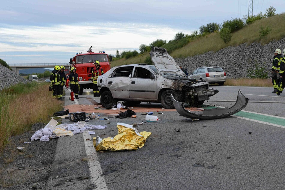 Der Opel Astra erlitt einen Totalschaden.