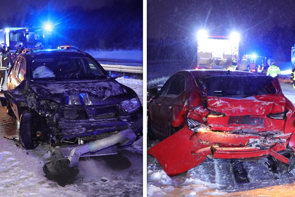 Die beiden Autos wurden bei dem Unfall stark beschädigt.