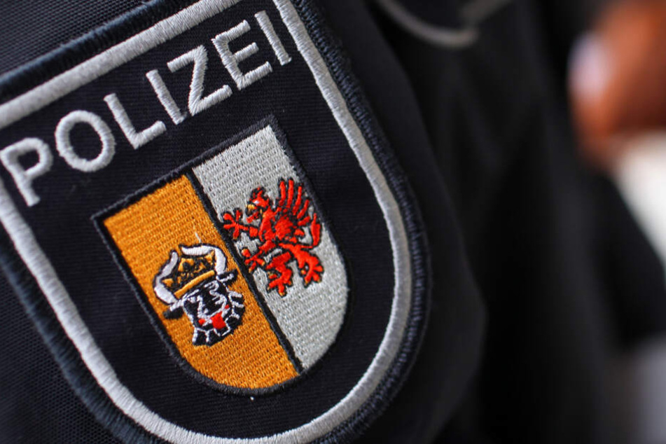 Wie konnte der Stiefvater den Polizisten bei einer Vernehmung im Polizeipräsidium entkommen?