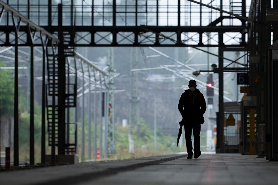 Leere Bahnsteige: Der Streik der Gewerkschaft Deutscher Lokomotivführer (GDL) ist wie geplant in der Nacht von Mittwoch auf Donnerstag angelaufen.