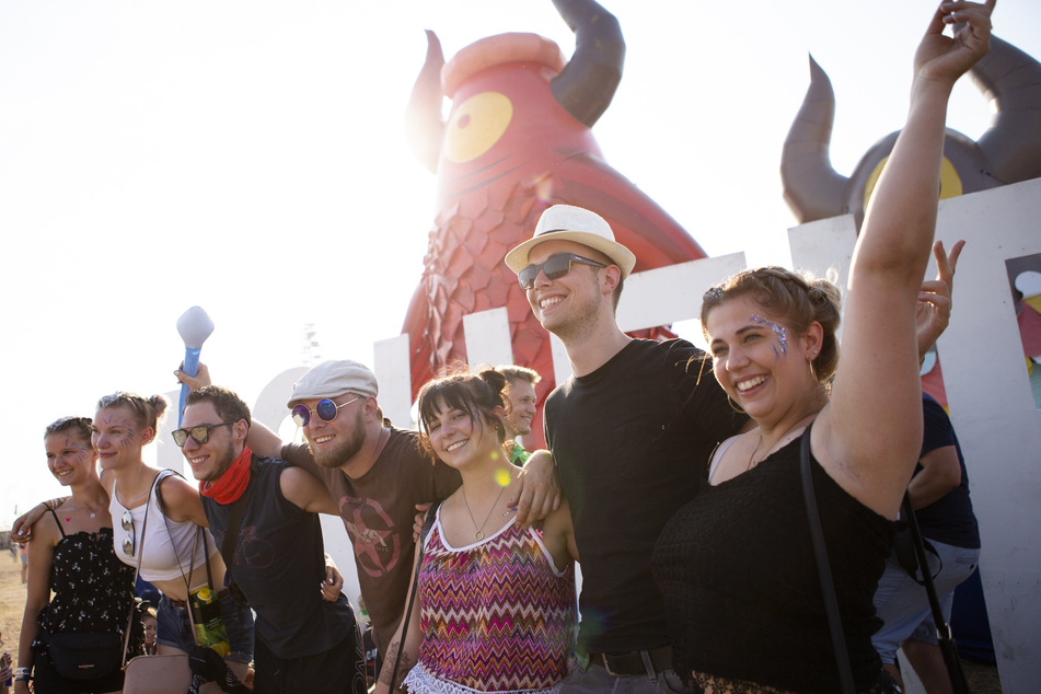 Sie sind an der Planung und Organisation von Festivals wie dem "Highfield" beteiligt, versorgen Euch mit Konzerten, Clubnächten, Theatervorführungen und allem, was das Kulturherz begehrt. Nun ringen Leipzigs Kulturschaffende ums Überleben.