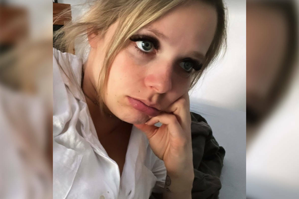 Anne Wünsche (30) hat ihren Fans bei Instagram traurig mitgeteilt, dass sie zur Geburt nun doch ins Krankenhaus gehen muss.